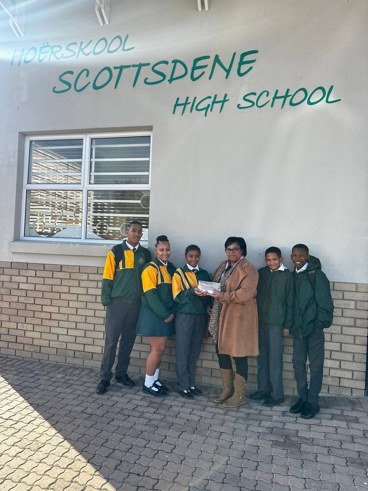 Scottsdene High School background